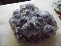 Ieftin,fragmentgeoda cristalecuart mov-ametist floare de mina,energii+