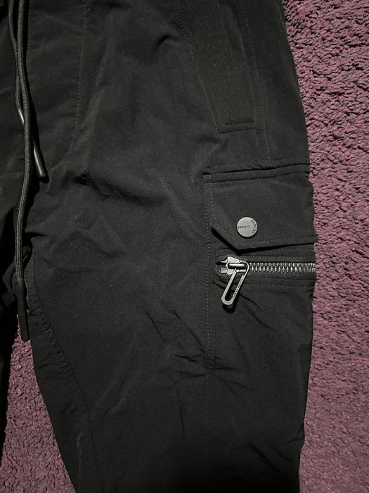 Pantaloni made by society