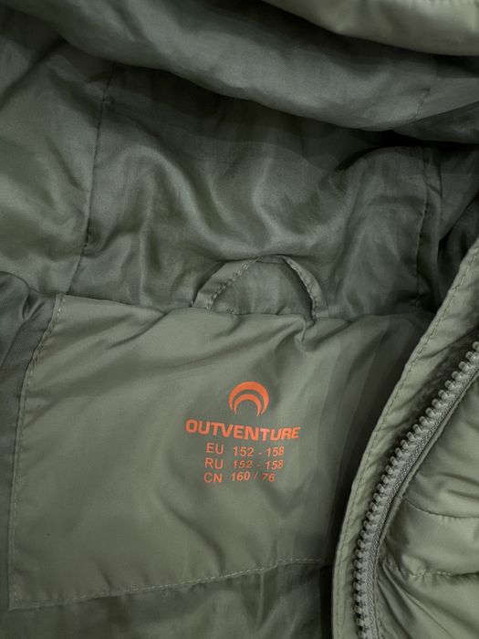 Продам теплую куртку для девочек 10-12лет