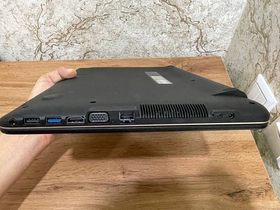 Noteboq asus sotiladi kop ishlatilinmagan