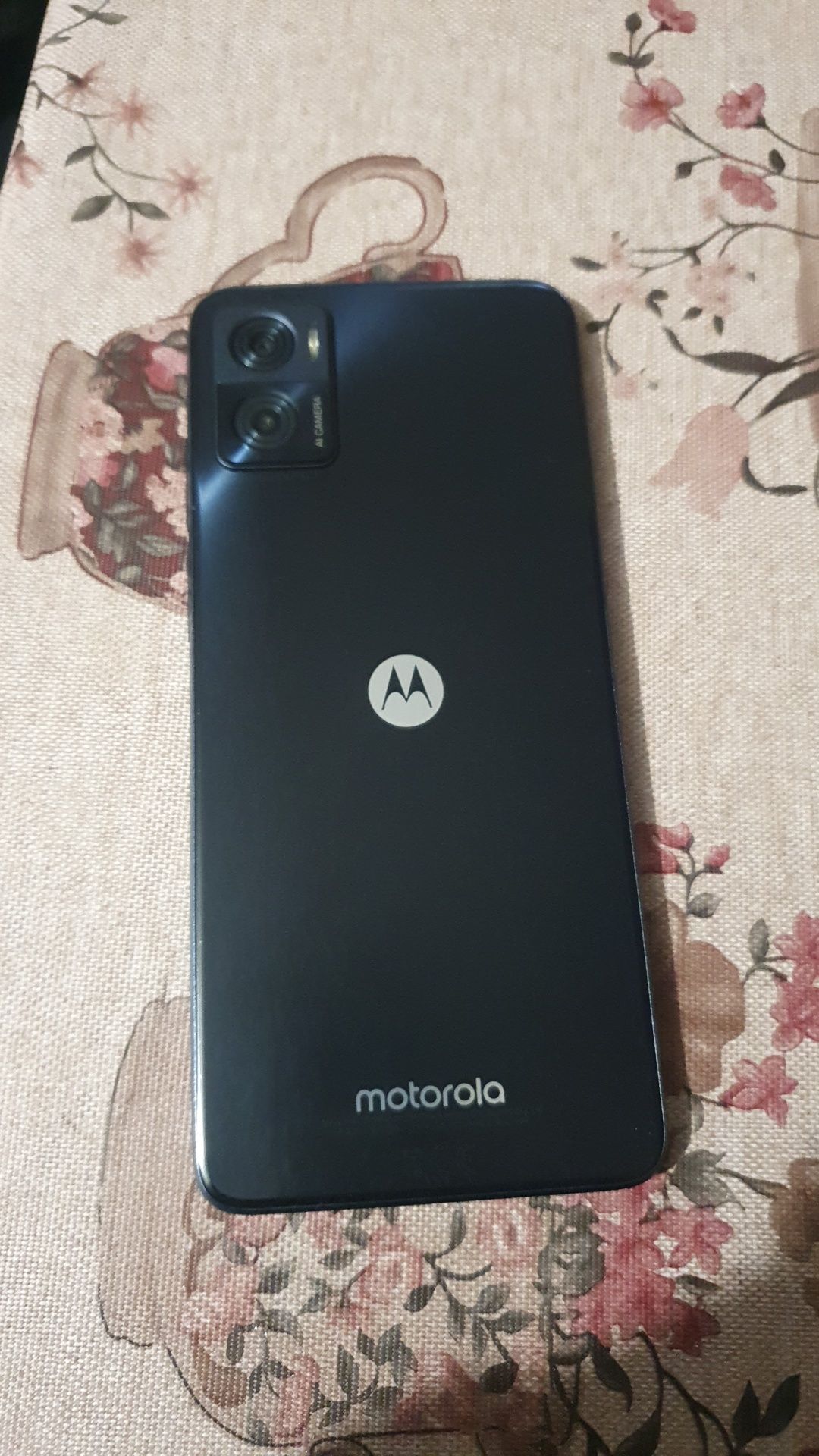 Vând Motorola e22 în stare perfecta de funcționare folosit doua săptăm