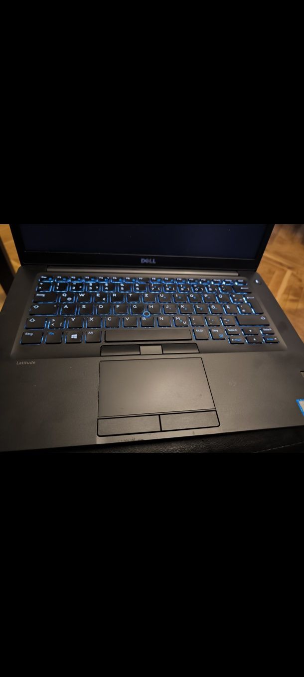 Лаптоп Dell 7480