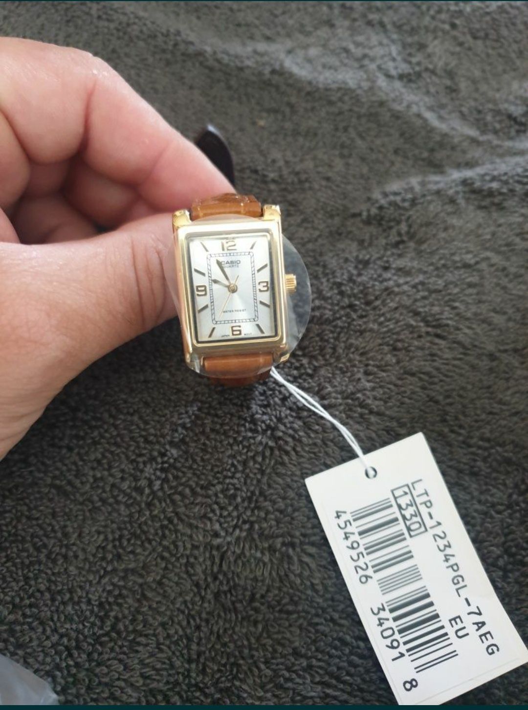 Ceas Casio dama nou în cutie,curea piele