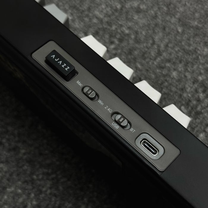 !Механическая клавиатура на магнитных свитчах и с дисплаем