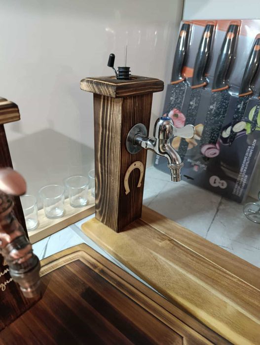 Диспенсер за алкохол