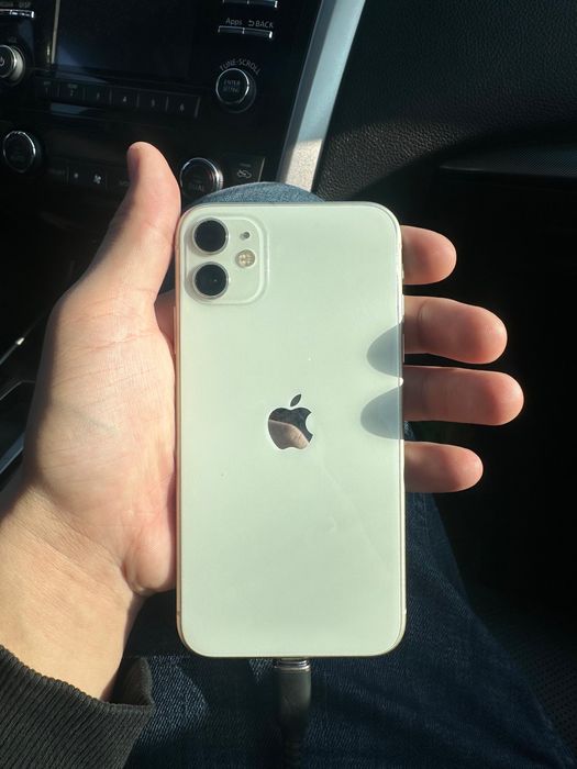 Айфон          11
