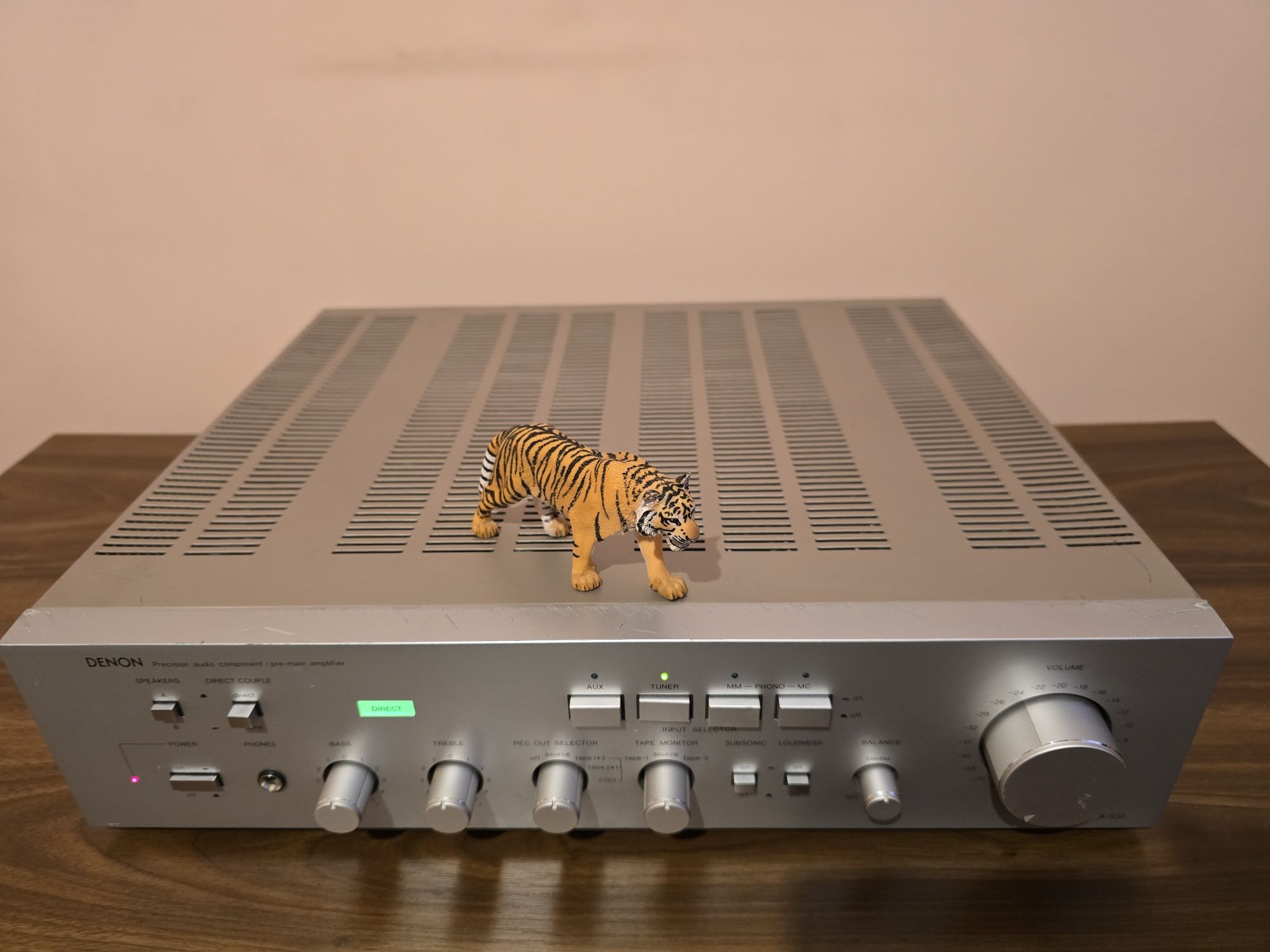Denon PMA-530. Un monstru de 11 kg ce face diferența. Rar. Preț fix !