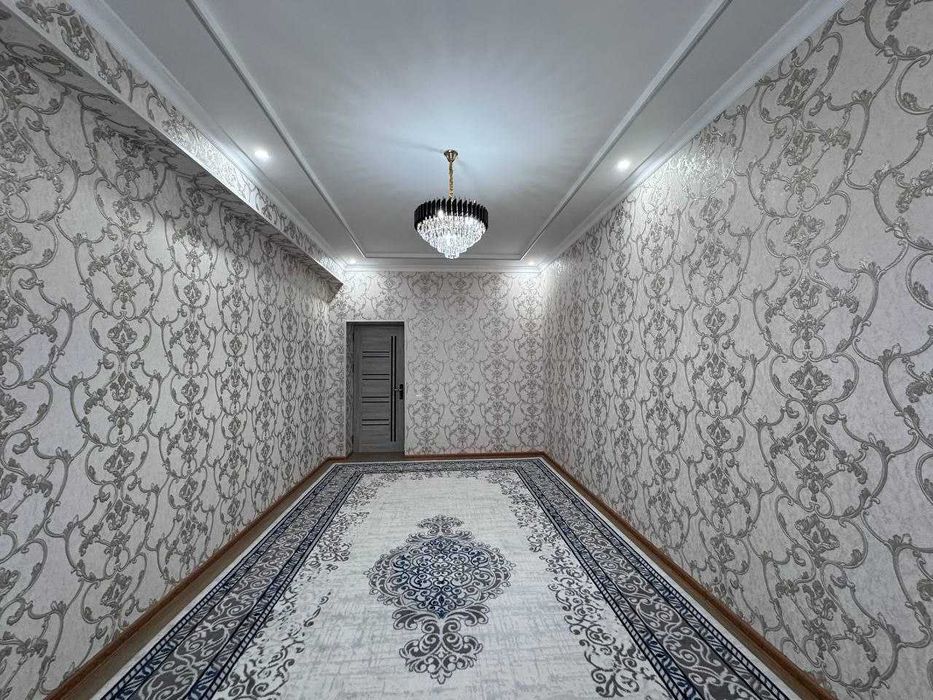 1 хоналик квартира 5 этаж янги кирпичный дом,  5 микр, жомий