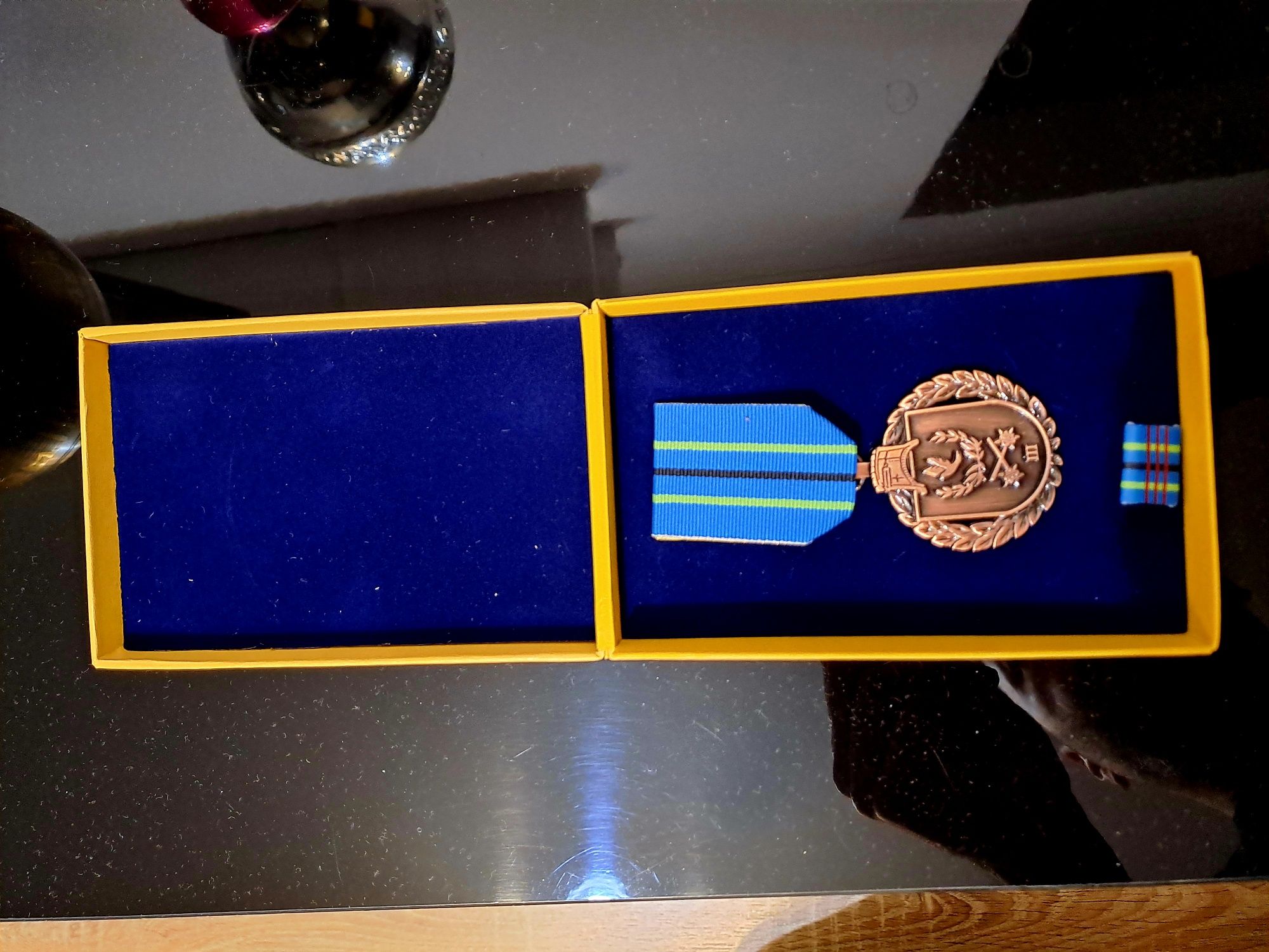 Vand medalie Emblema de merit In slujba pacii clasa a 3-a