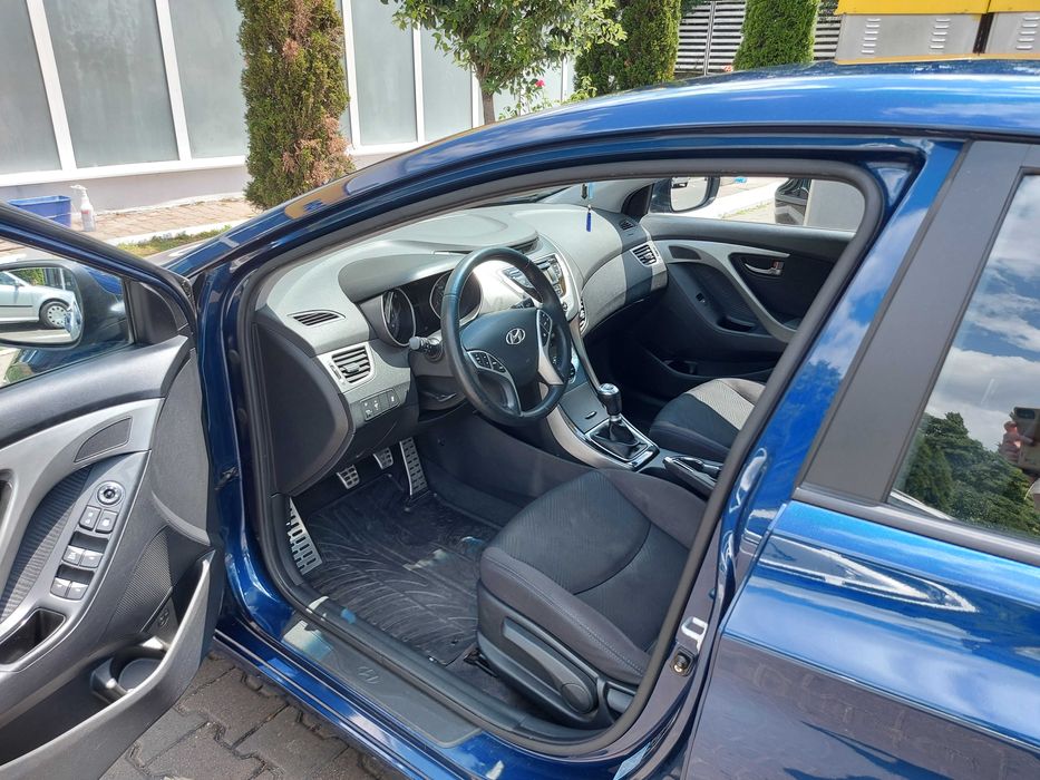 Hyundai Elantra 110000 km
