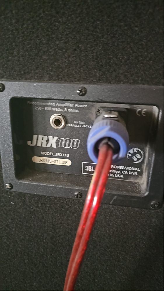 Две бройки Jbl jrx 100 + 2х стойка за колонките