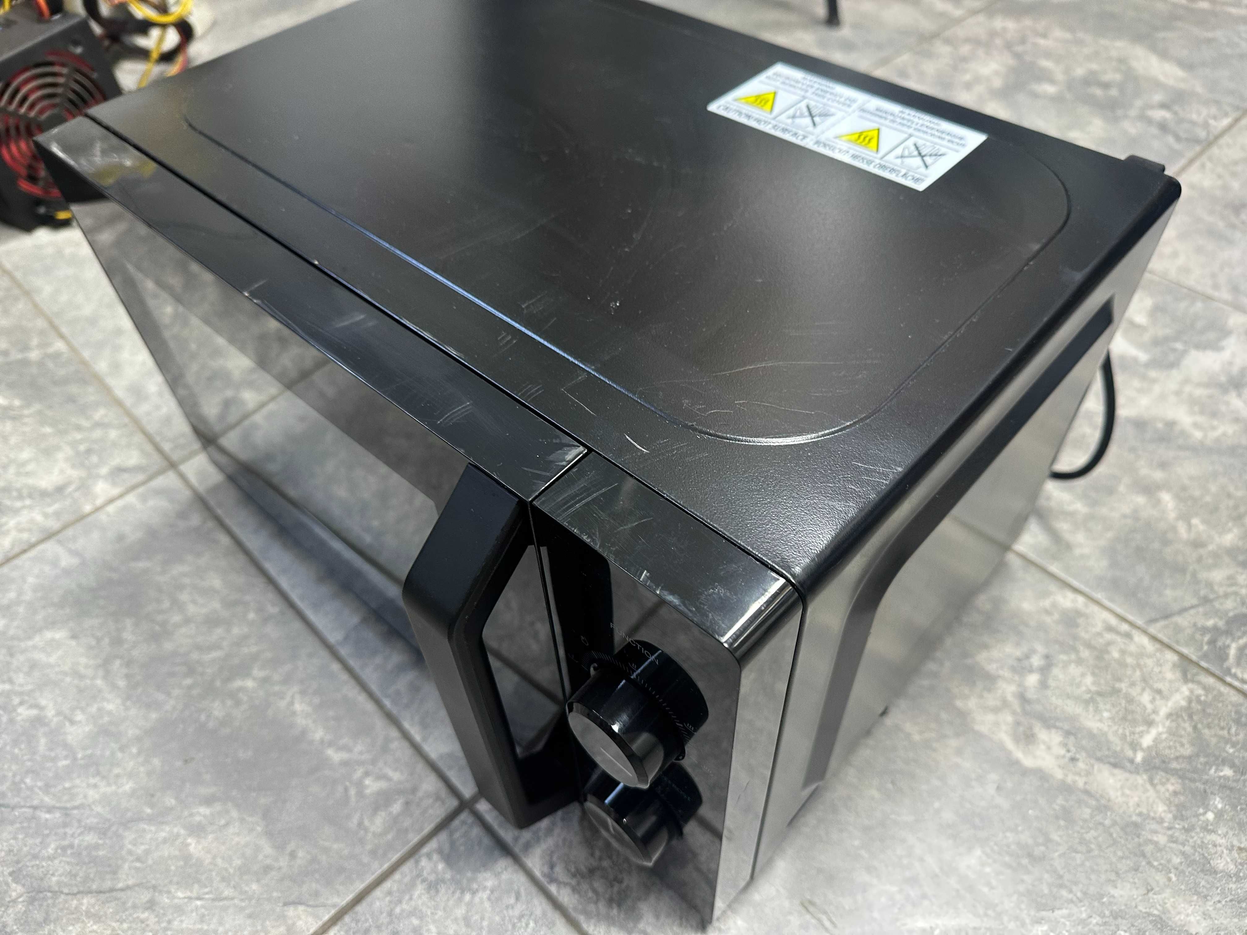 Микровълнова фурна Toshiba MW2-MG20P(BK) , 800 W, 20 Литри
