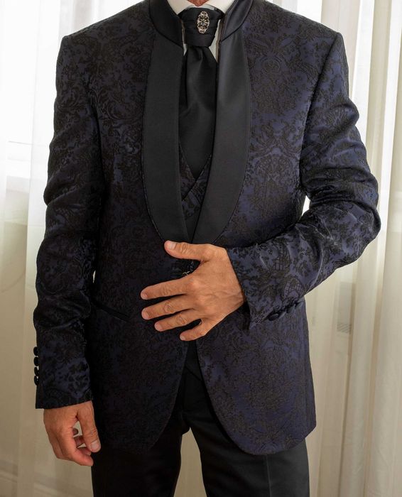 Costum de ginere si rochie de mireasa,