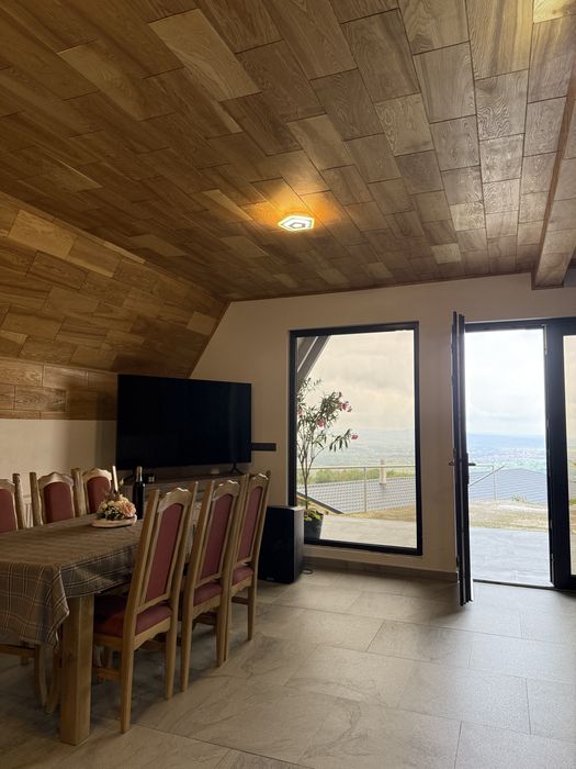 Inchiriez cabana de revelion