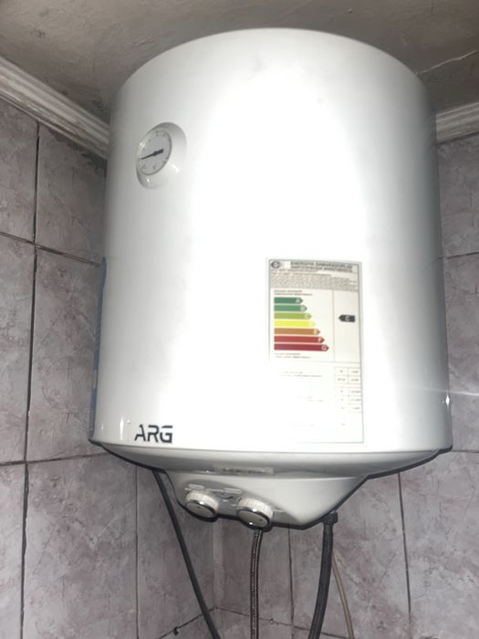 Продам водонагреватель