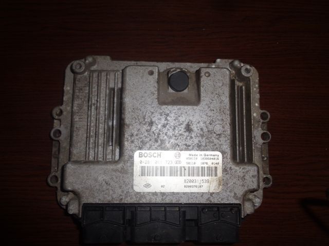 Vand Calculator renault laguna 1.9 DCI cod:8200311539