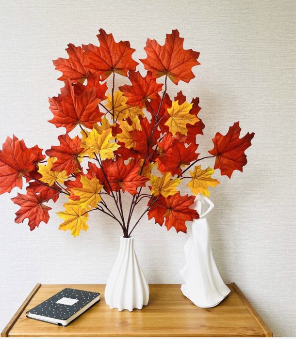 Искусственные ветки осенних листьев