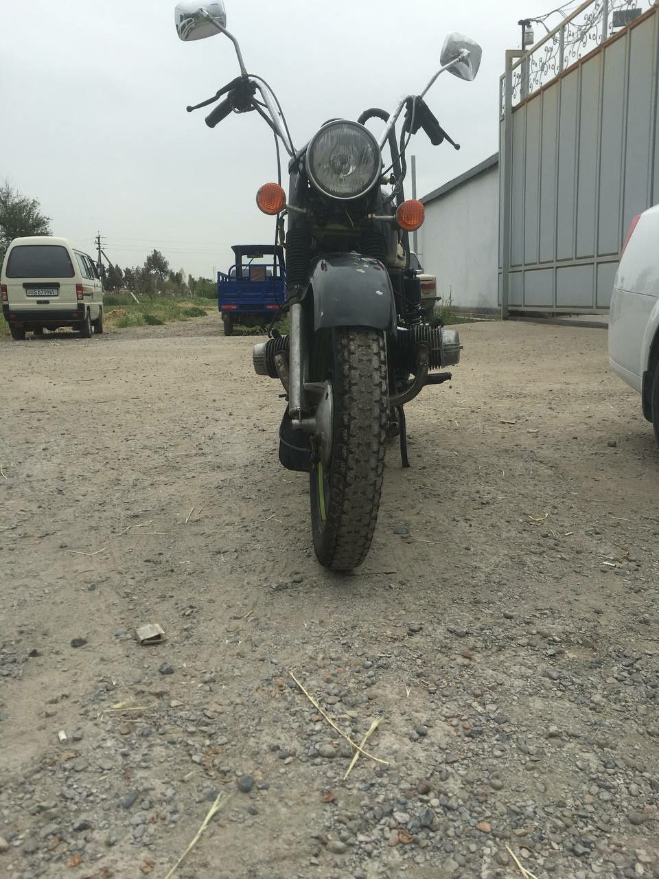 Ural motosikl bez lyuka