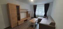 Ofer spre închiriere apartament cu 3 camere