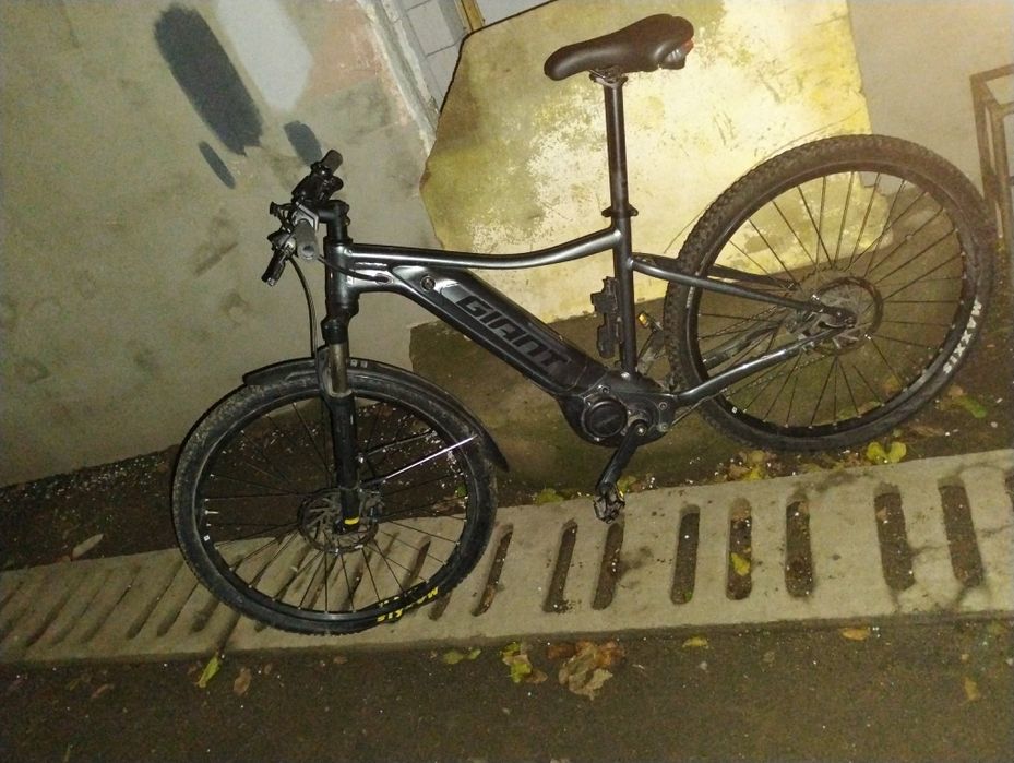 Vând bicicleta electrica