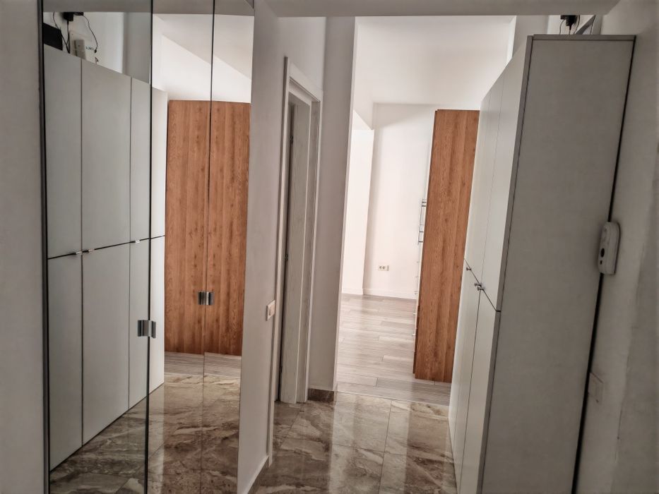 Închiriez apartament cu 2 camere zona Pallady