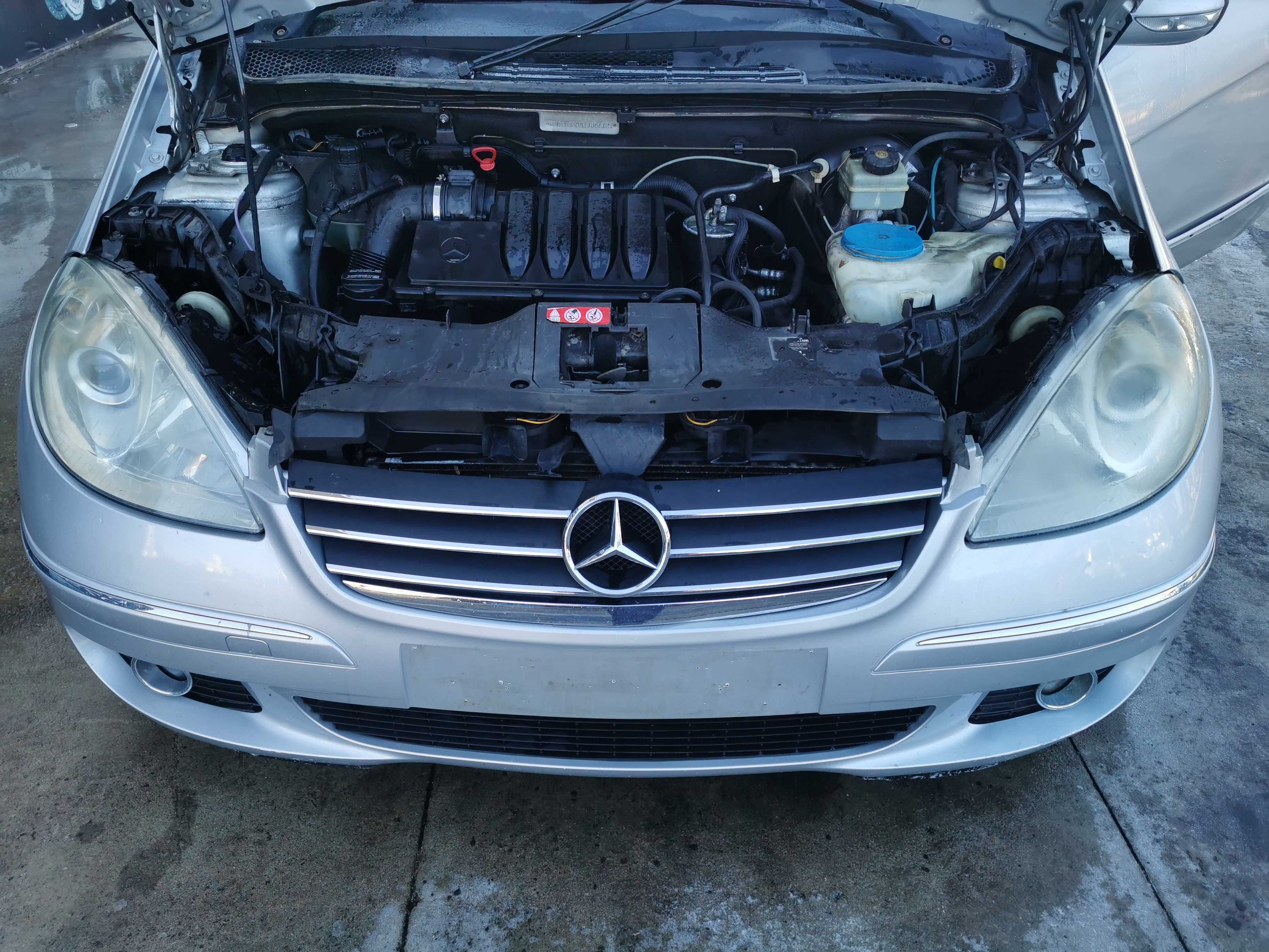 Dezmembrez mercedes a class w169 a180 cdi/bara fata/capota/spira volan