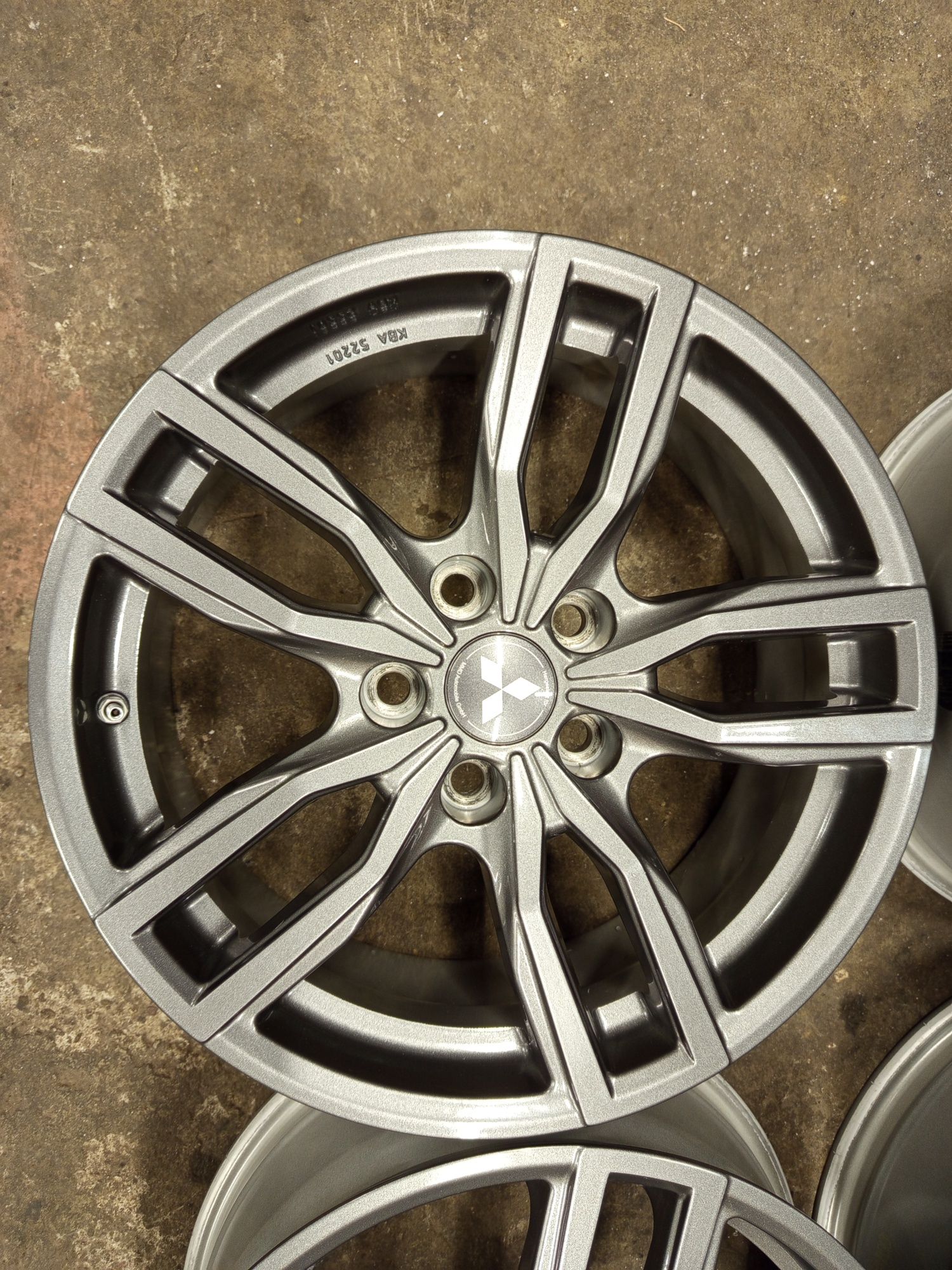 Mitsubishi 17" Джанти+Датчици 5x114,3 Оригинални за Мицубиши