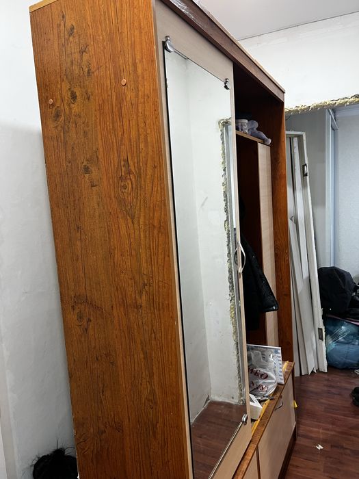 Продам прихожую