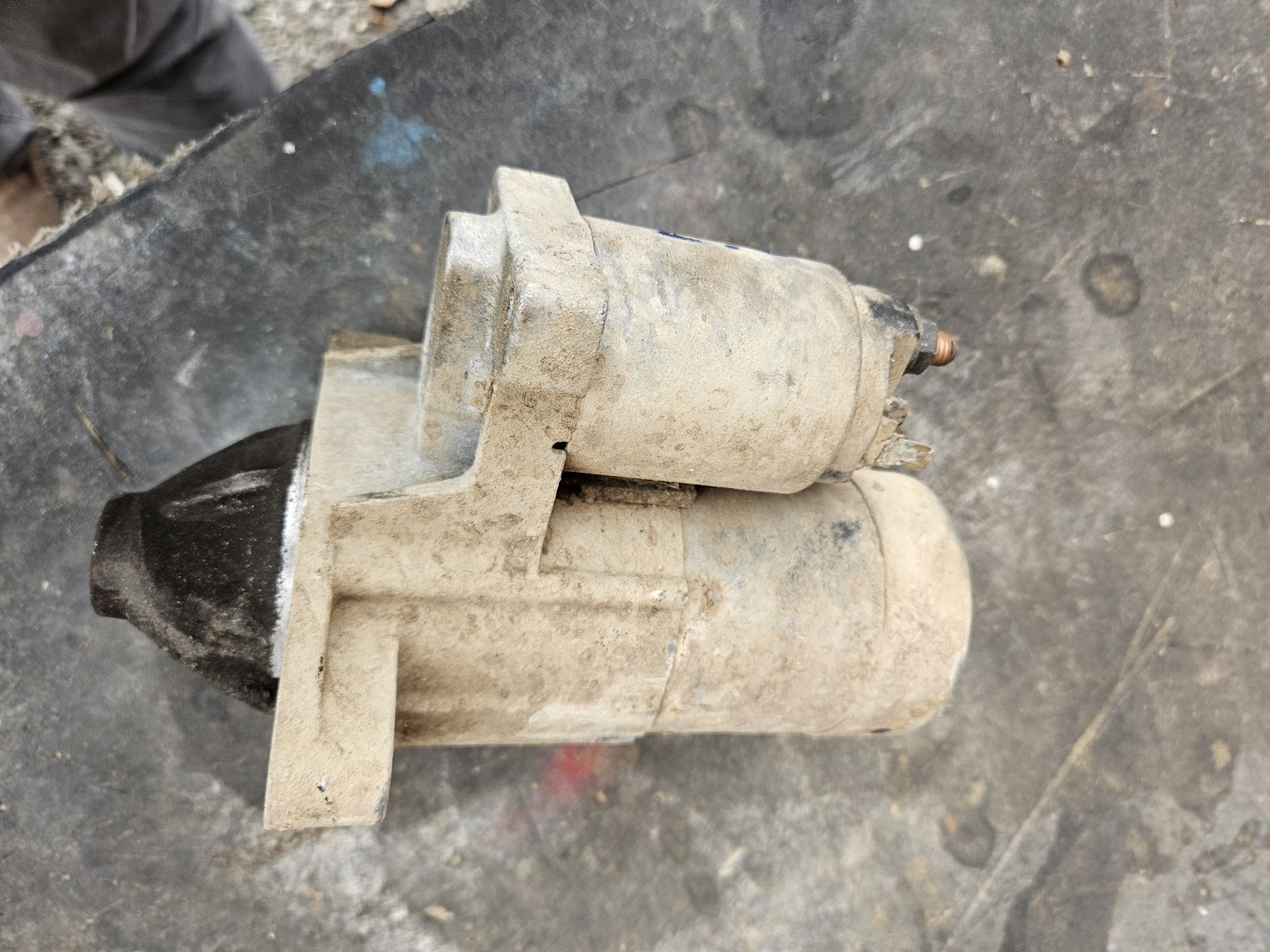Electromotor Suzuki Grand Vitara motorizare 2000 benzină din 2000-2005