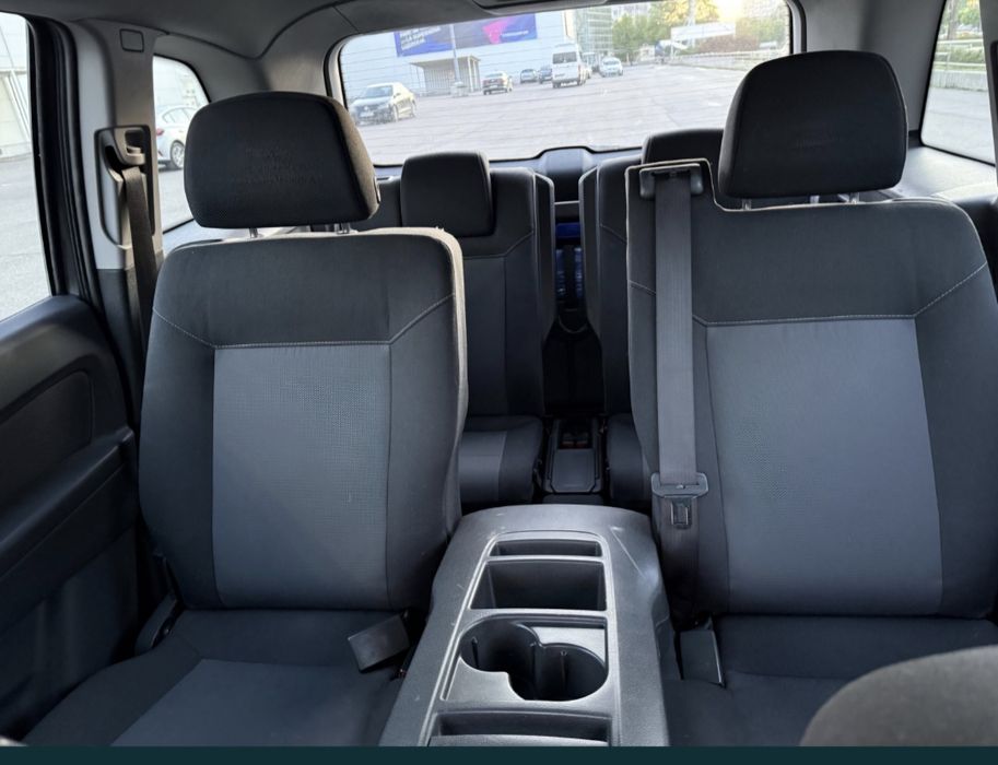 Vând Opel Zafira B din 2011