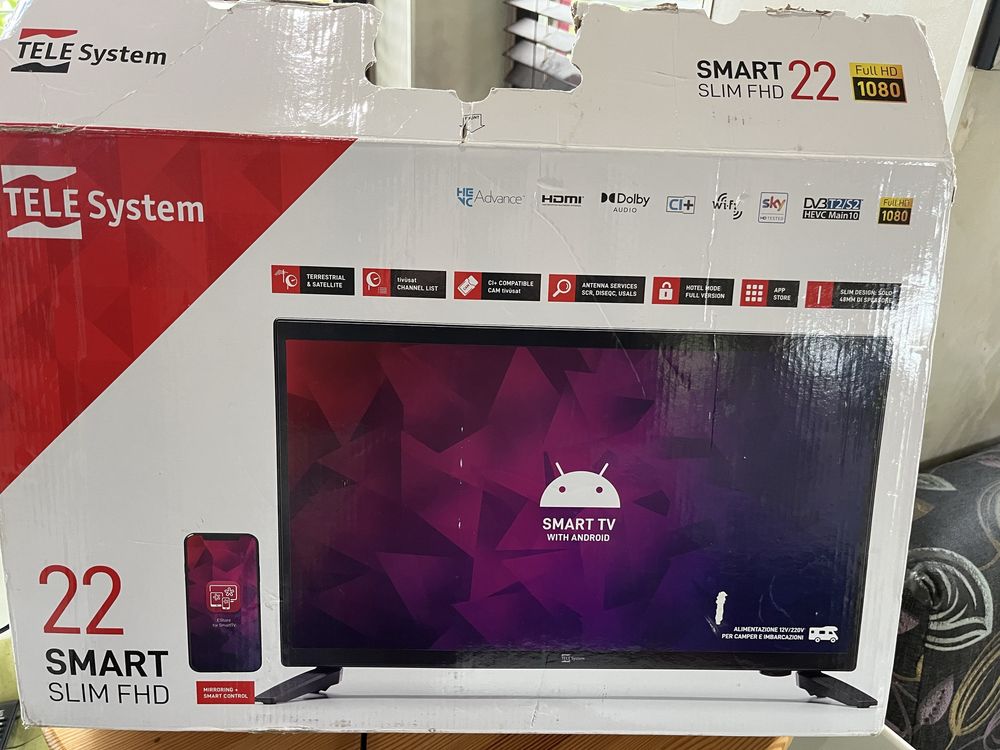 Smart slim FHD 22”
