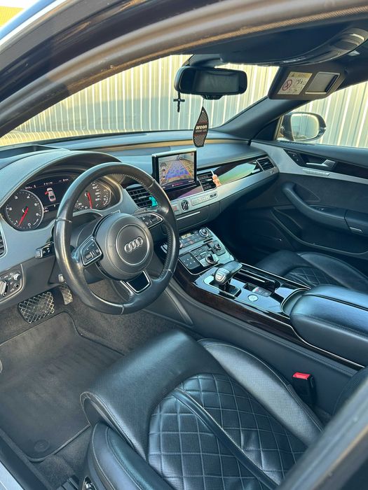 Audi A8 - MATRIX Led, Bose, Distronic,Semnalizare dinamica, piele