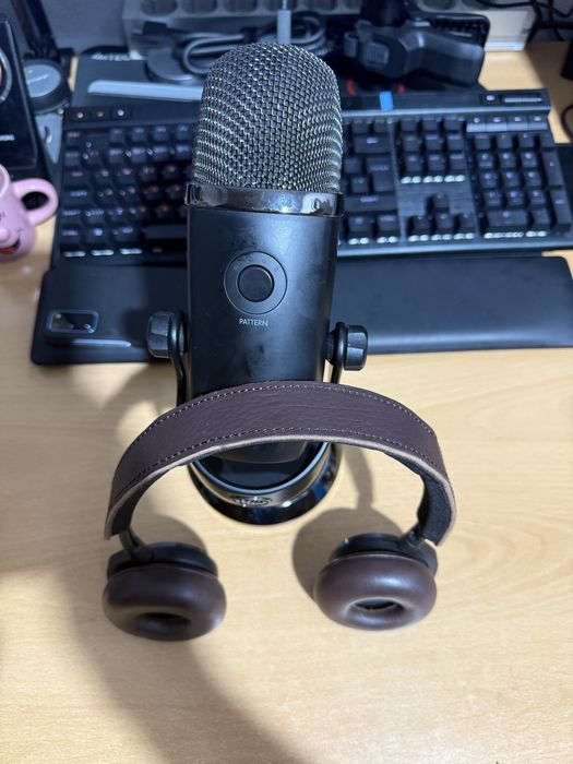 Casti Bang Olufsen H8 Brown