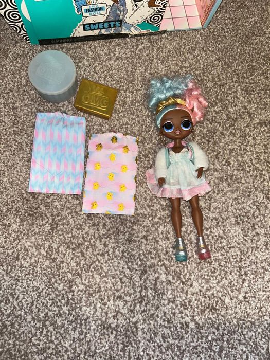 Papusa LOL OMG originala