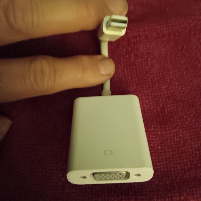 MacBook adaptor VGA