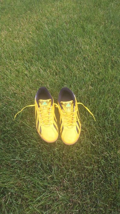 Ghete fotbal Adidas mărimea 40 2/3