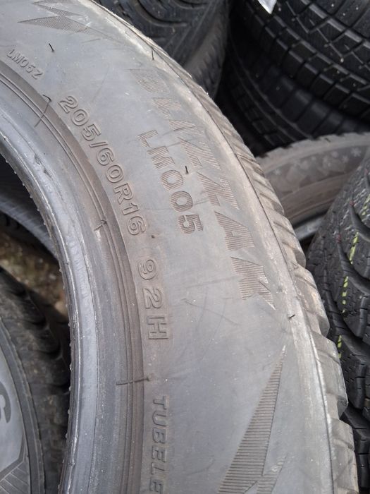 205 60 16 Bridgestone 2бр зимни дот 2024г