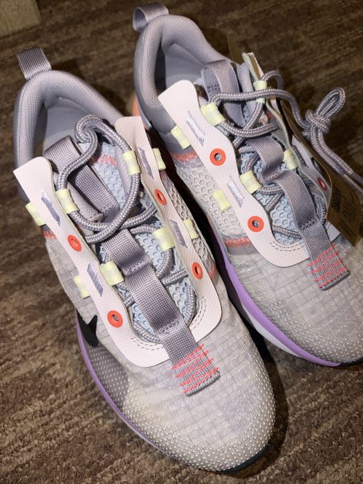 Маратонки на Nike Air Move to Zero