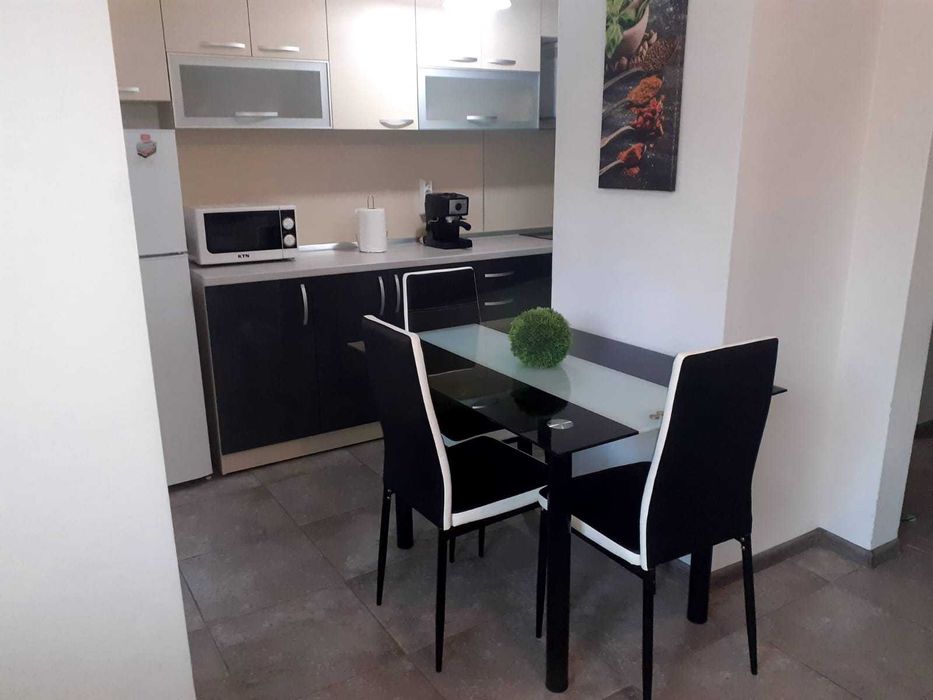 3 стаен обзаведен лукс център 750€