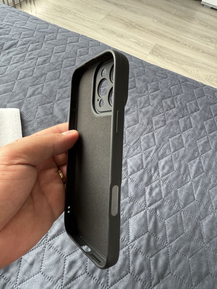 Husa Iphone 16 pro max silicon