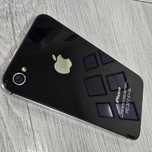 Apple iPhone 4 (8GB)