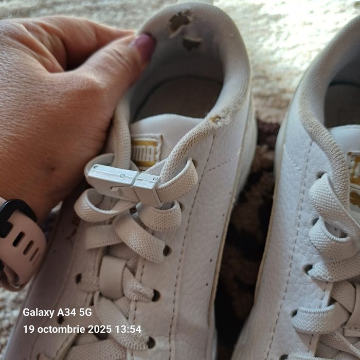 Adidași damă  mărimi pe poze ghete aproape noi