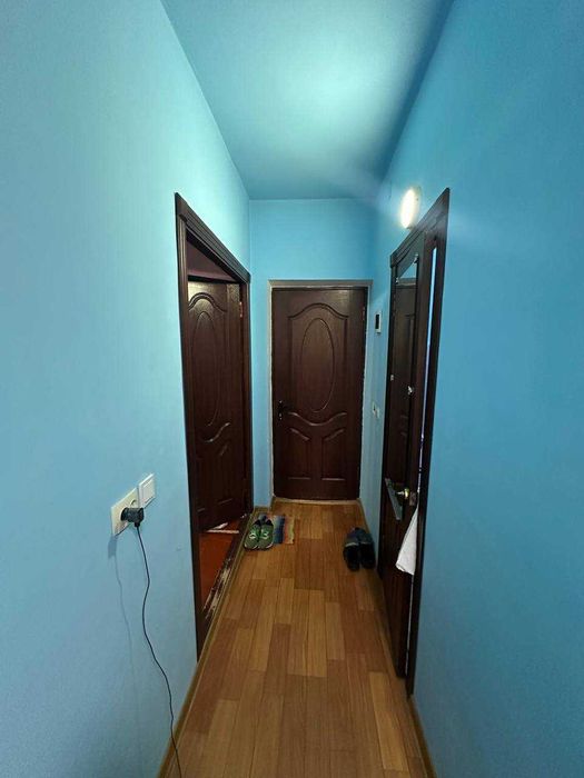 Продам в Кирпичном доме 1 комнатную в хорошем состоянии 2 этаж