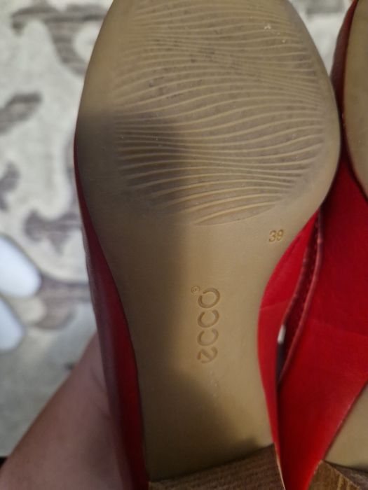 Pantofi Ecco mar 39 ,ca noi