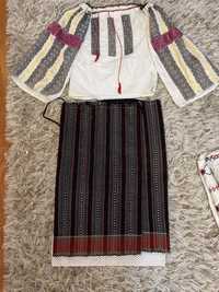 Costum autentic Moldovenesc pentru fetițe