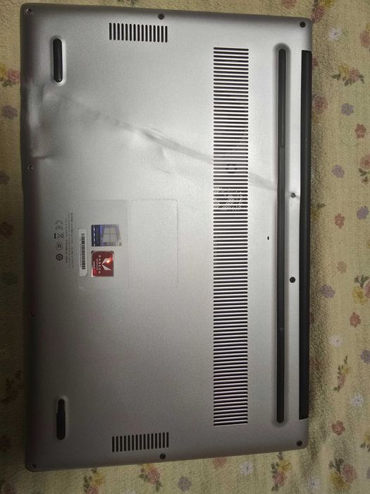 Лаптоп Huawei MateBook D15