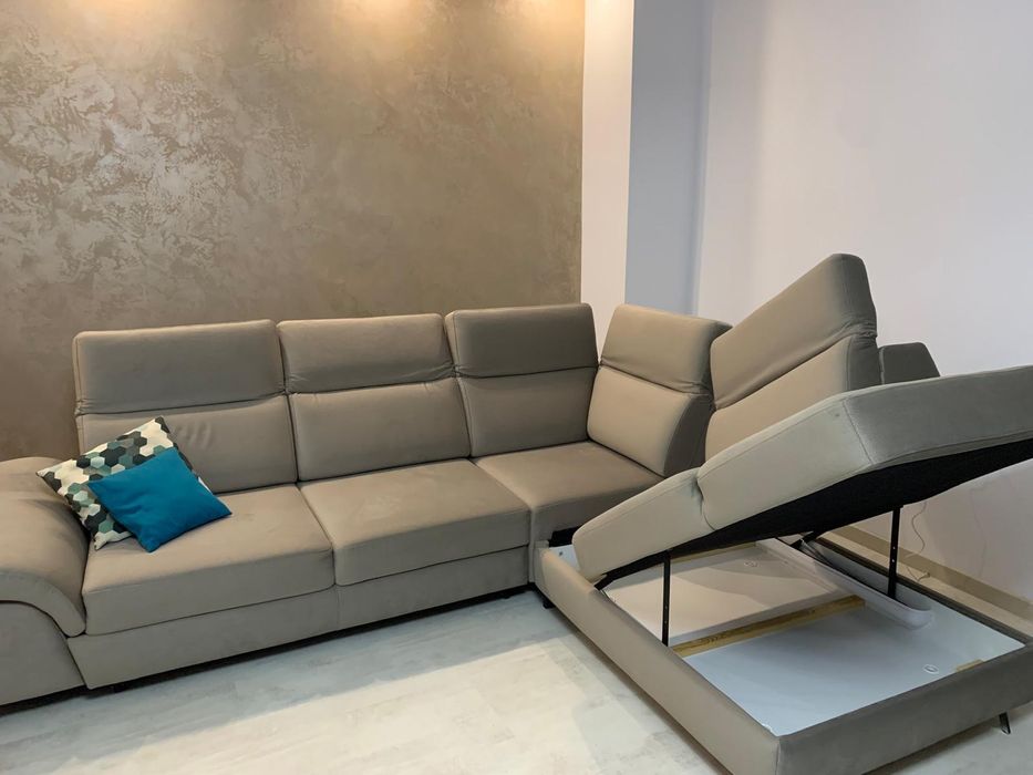 Vând canapea Calvaro  extensibila colțar capucino de Mobelhaus