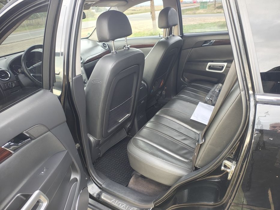 Vând Opel Antara 4×4 2000Dizel