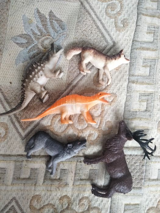 Игрушки фигурки животных обмен