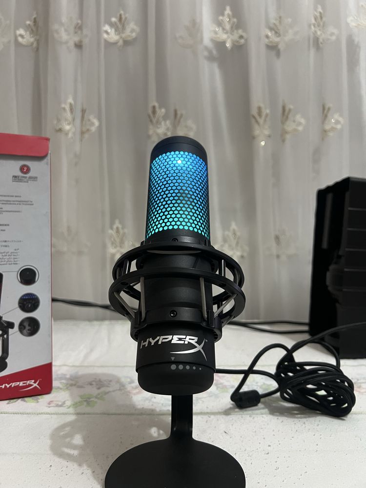 Микрафон - Hyper X Quadcast S | Идеальное состояние